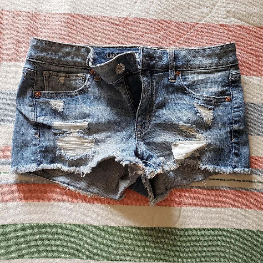 AE American Eagle Shortie Shorts 6 Ripped